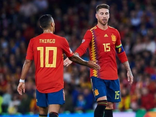 Thiago và Ramos thi đấu cho tuyển quốc gia Tây Ban Nha